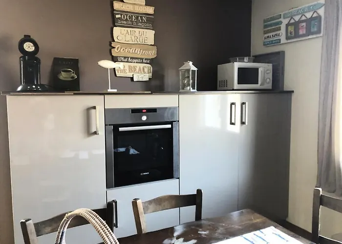 - 134 - Maison Dans Un Petit Coin De Paradis A Deux Pas Des Vagues Mae-8681 فيلة هورتين